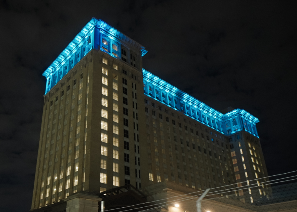 FI_Lions Colors_16 lions