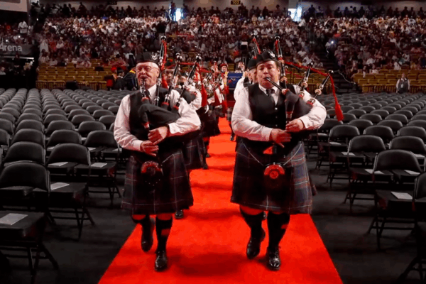 Live Event Production — University of Phoenix Spring Commencement