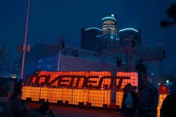 Photo opp at night with Ren Cen in the background