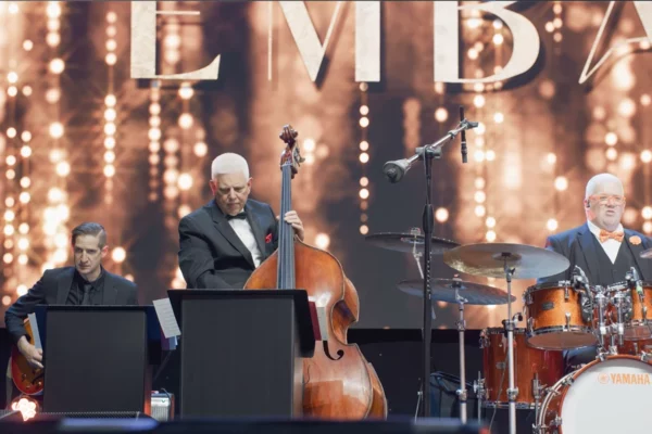 Live music in front of video wall